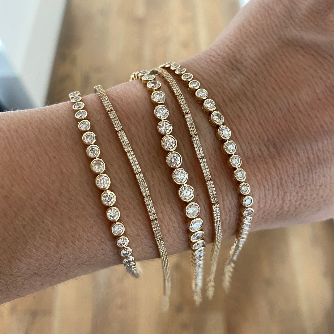 Graduated Bezel Diamond Tennis Bracelet