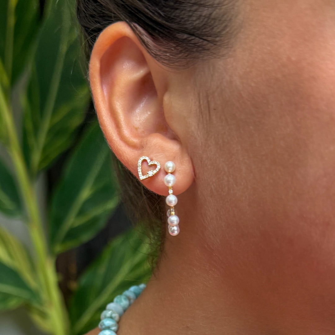 Single Diamond Studded Open Heart Studs