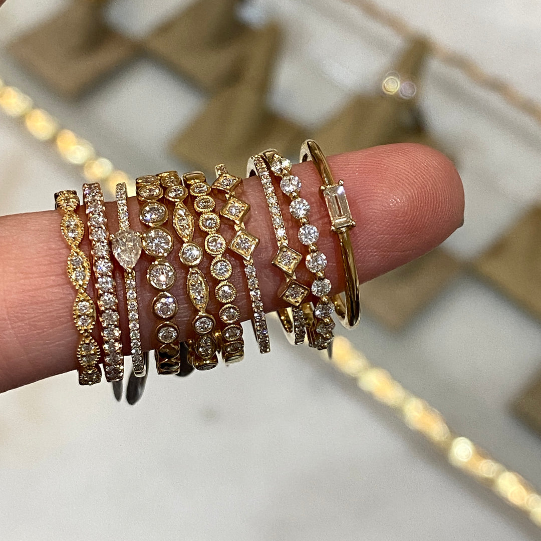Single Diamond Baguette Ring